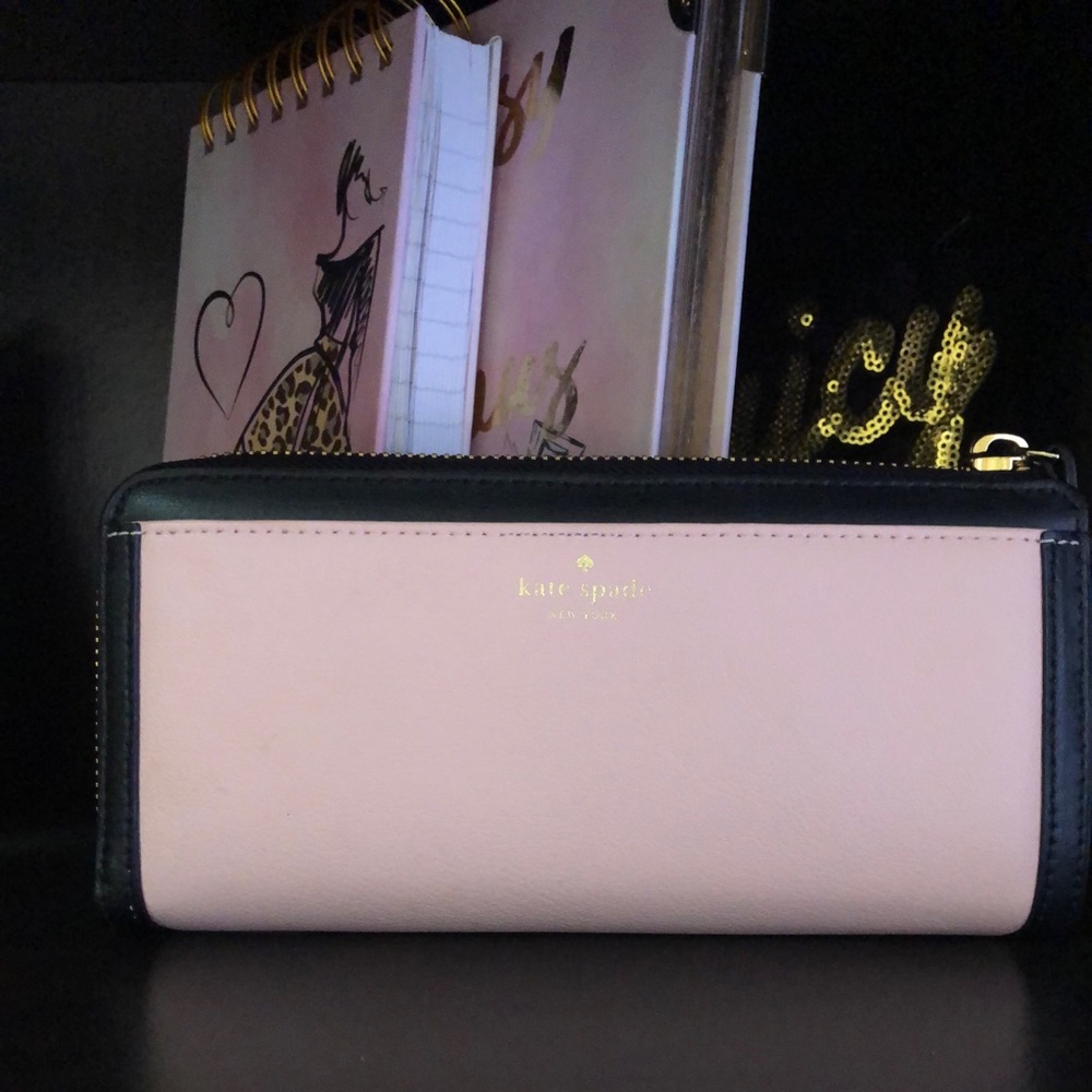 Kate Spade Wallet - Picture 2 of 3